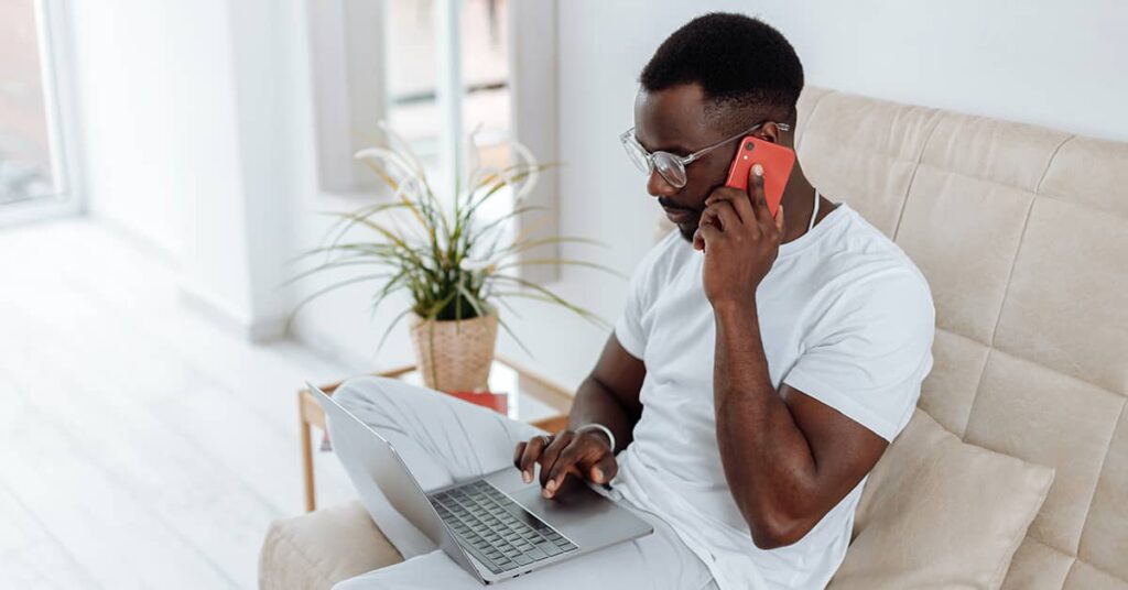 African Freelancer Using Best Freelancing Apps